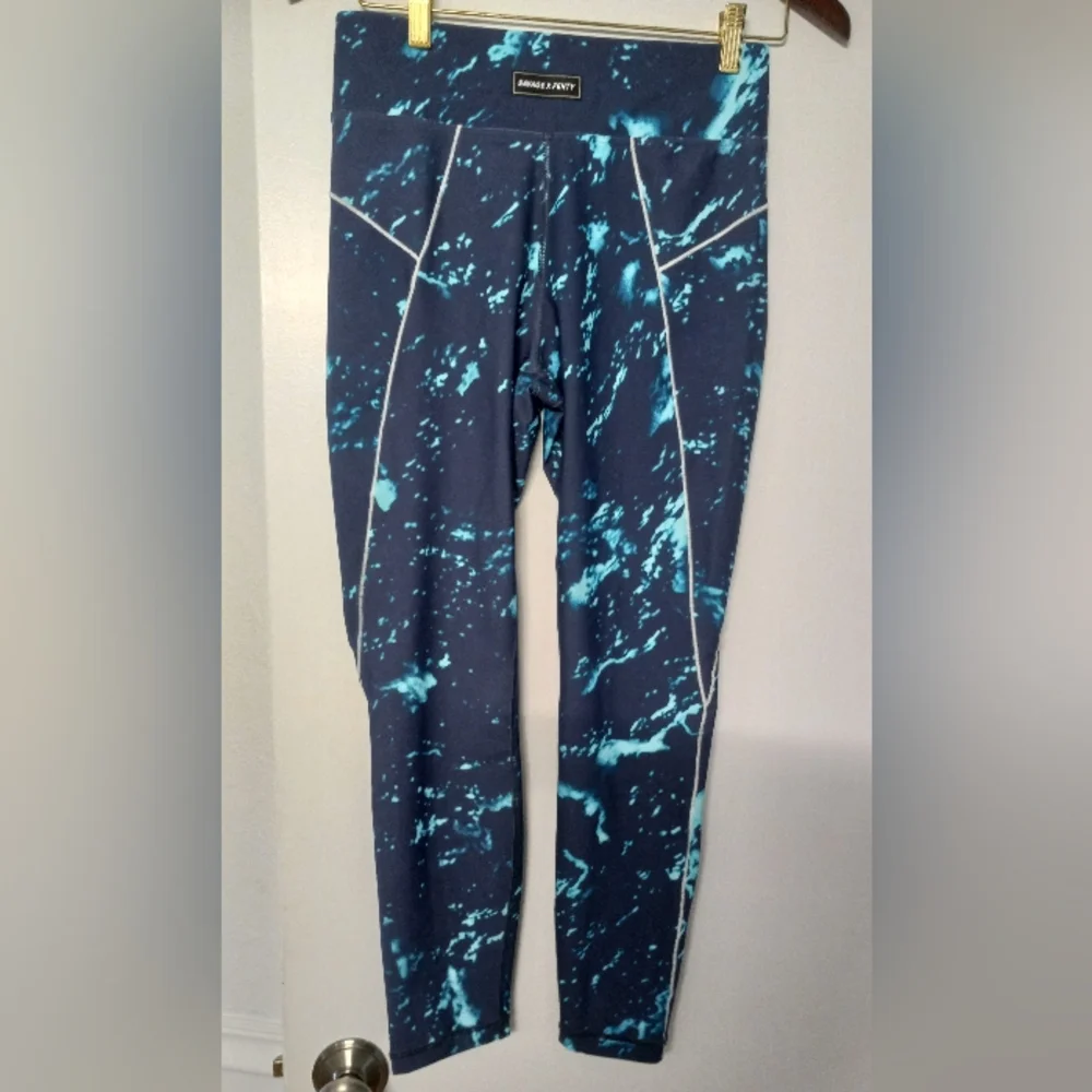 Savage X Fenty Teal and Navy Leggings - Picture 4 of 6